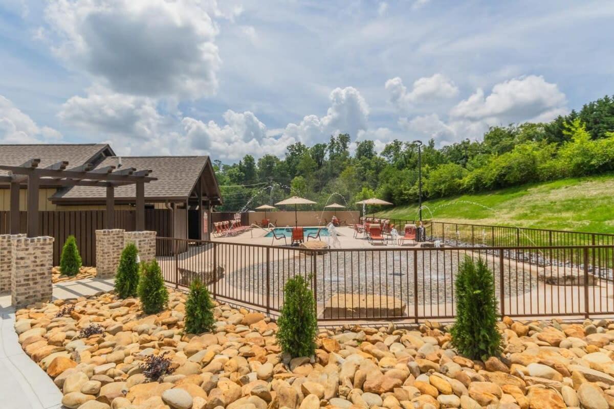 New Const Sleeps 6 Pool - Close To Pkwy Pigeon Forge Exteriör bild
